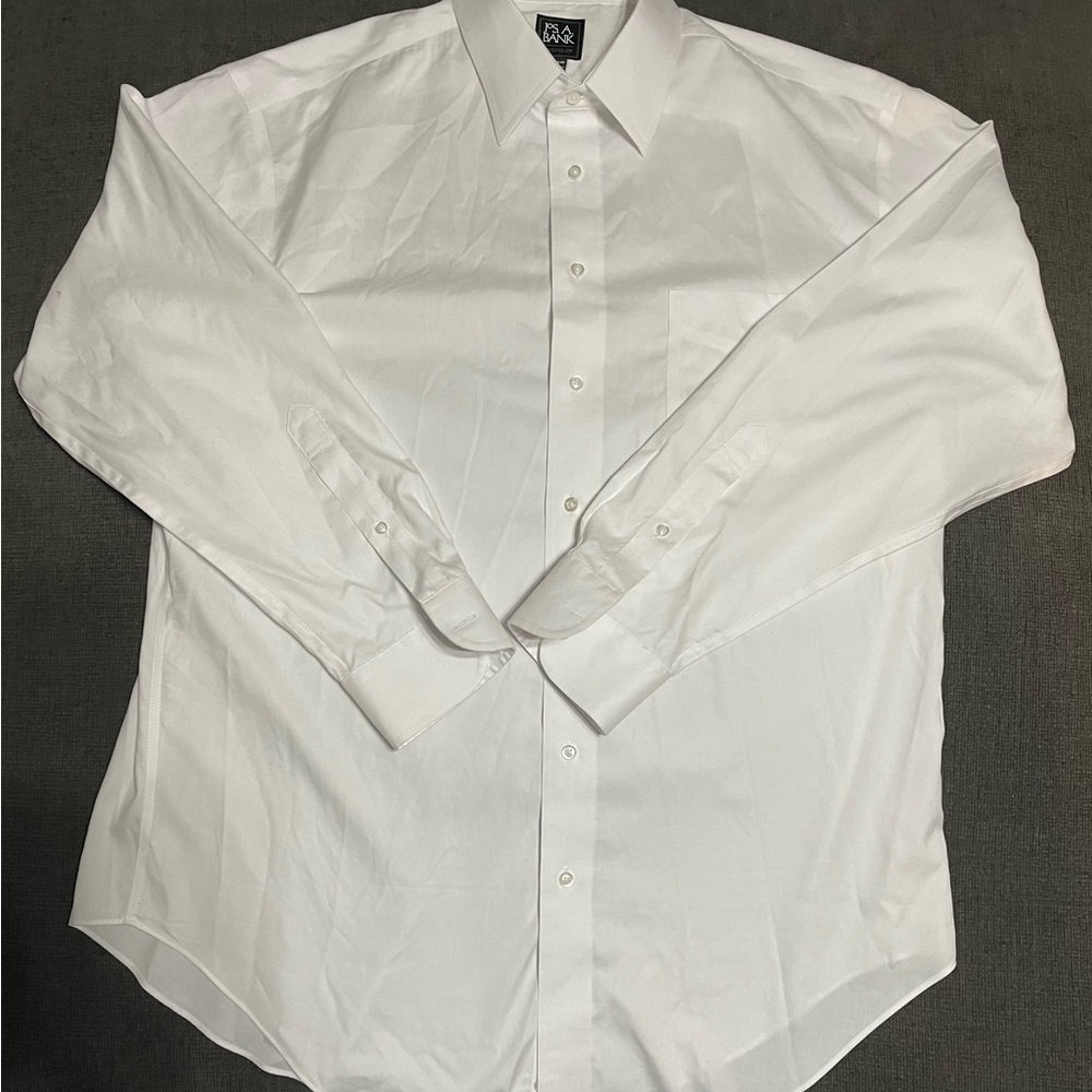Jos A Bank Men's White Dress Shirt 17neck 34” sleeve